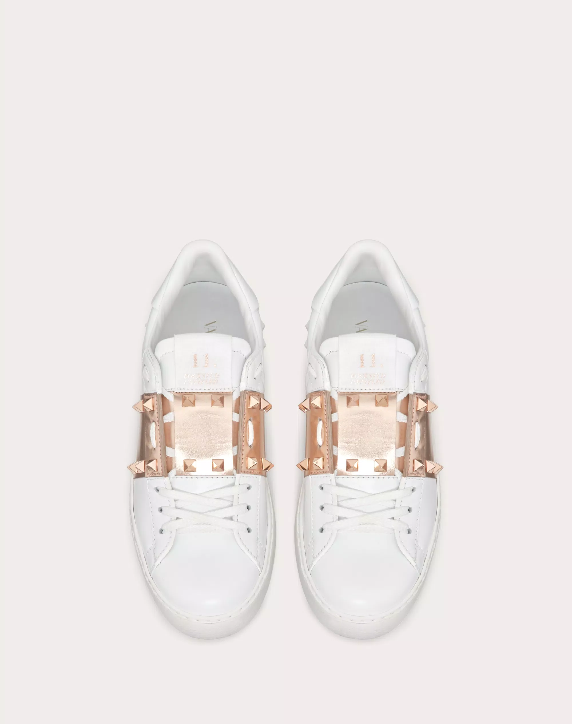 ROCKSTUD UNTITLED SNEAKER IN CALFSKIN LEATHER WITH METALLIC STRIPE